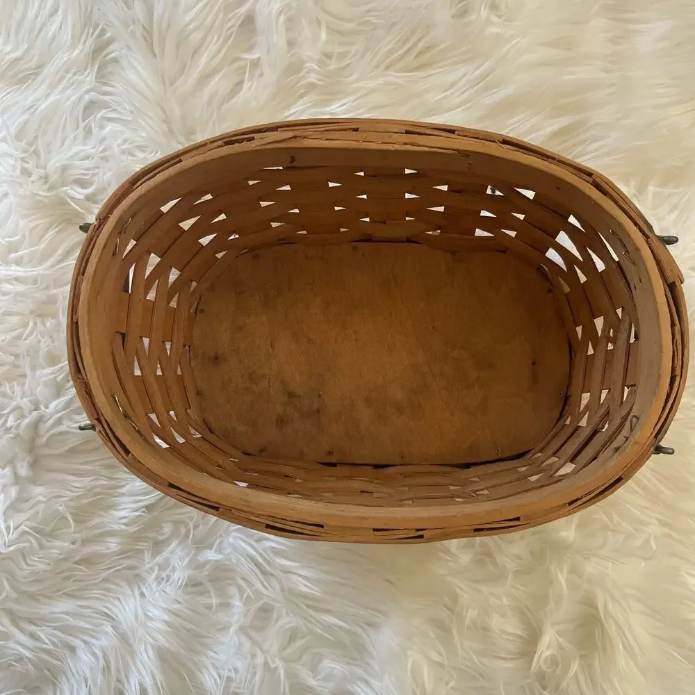 70s 80s Vintage Ozarks farmhouse woven wicker apple basket with carrying handles